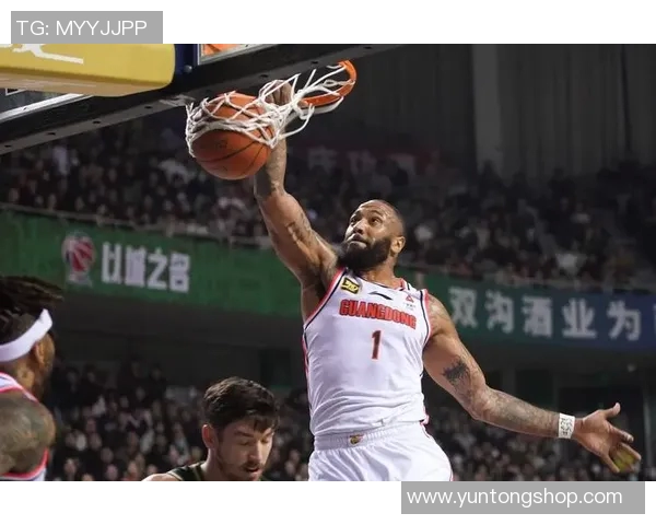 广东队本土球员吉伦沃特渴望归化加入中国男篮实现梦想